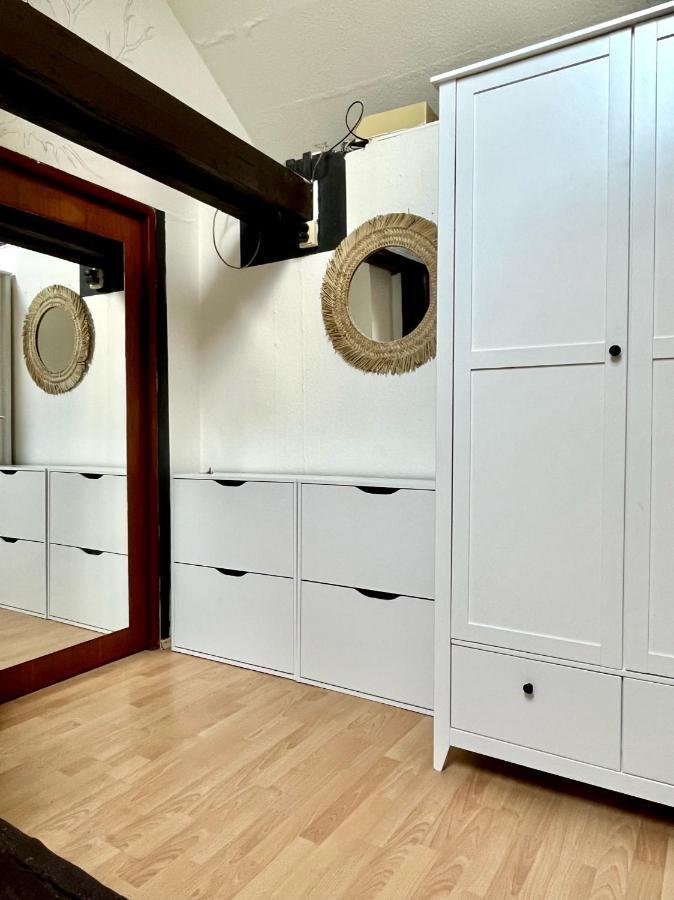 2 Bedrooms Close To Palmovka Apartment